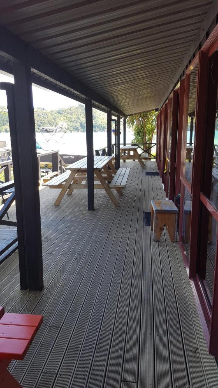 Long Bay Motor Camp Hotel Coromandel Exterior foto